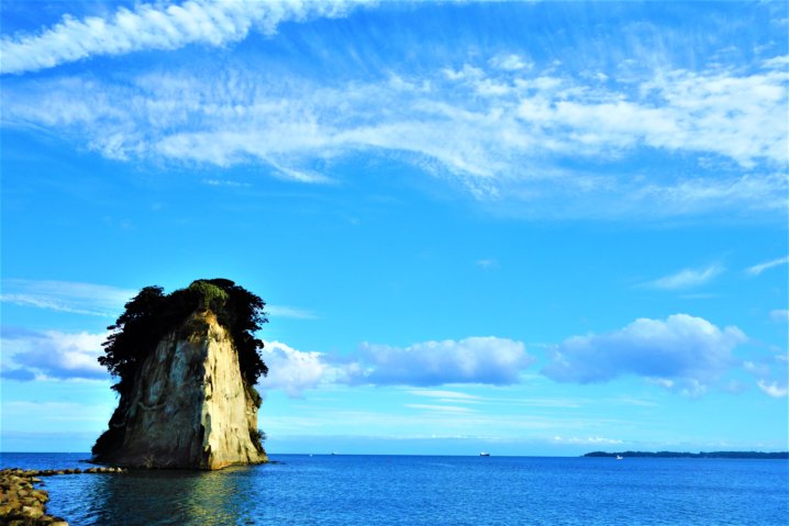 見附島
