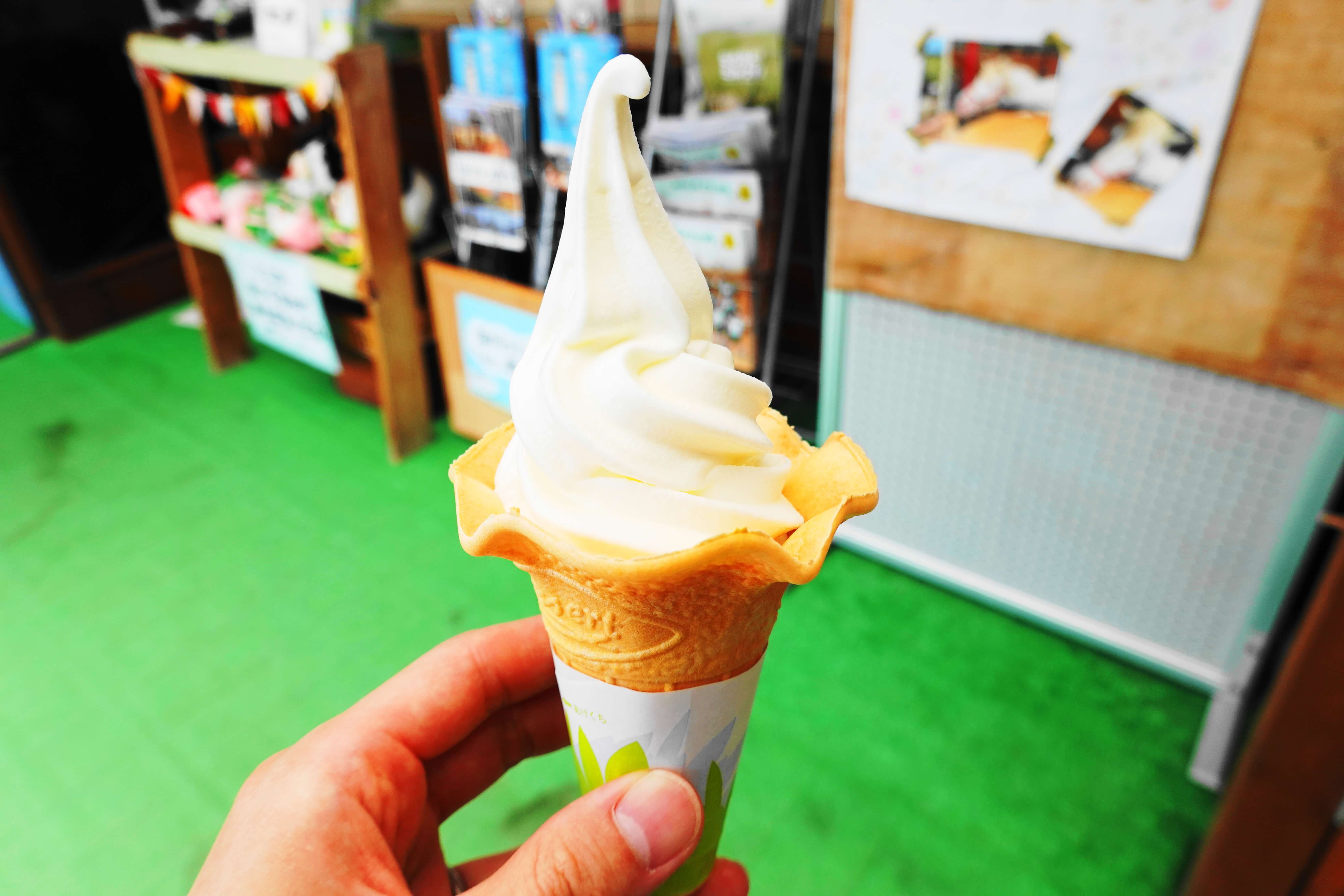 夢ミルク館｜内灘にあるホリ牧場直営しぼりたて！濃厚なミルクソフトクリームがおすすめ